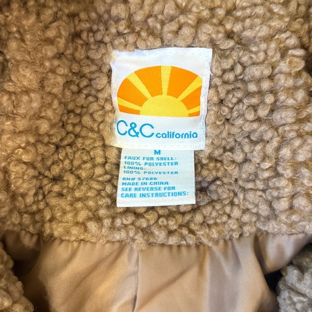 C&C California Brown Sherpa Teddy Jacket size M - Picture 2 of 5